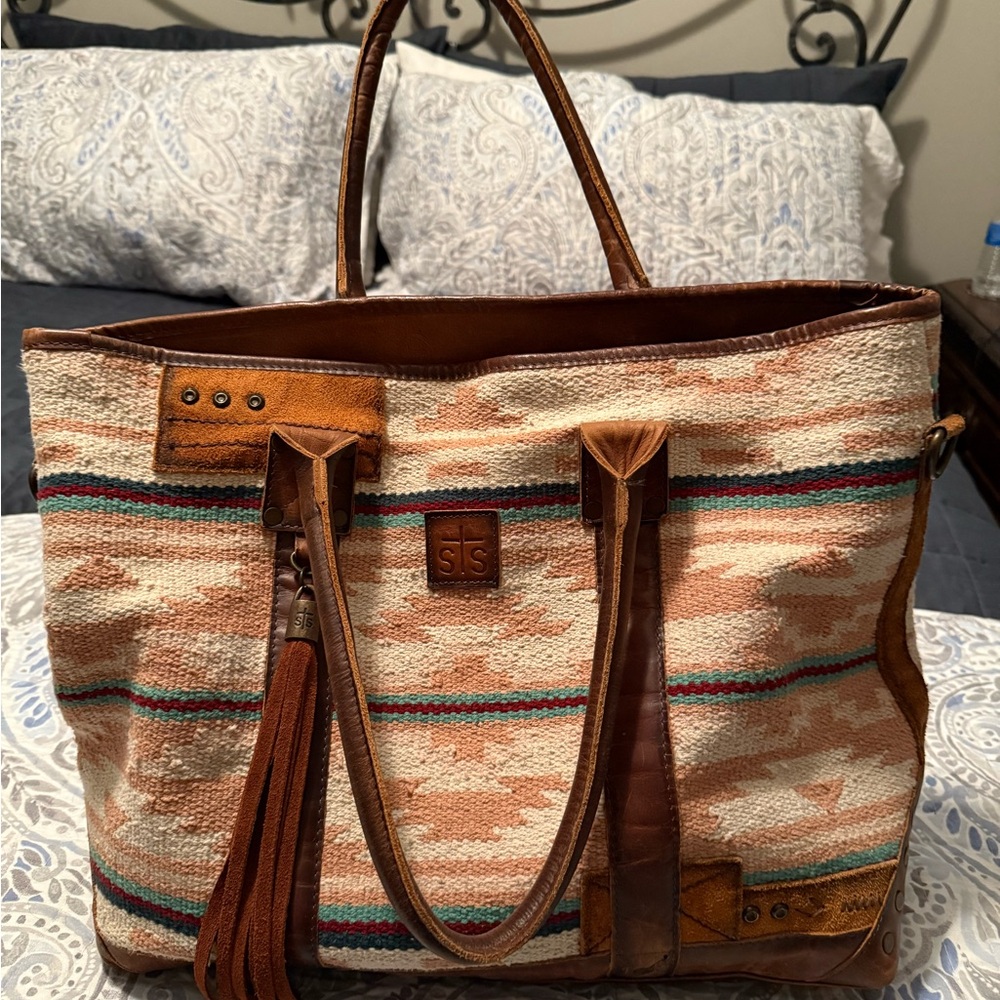 STS Ranchwear Women's Multicolor Tote Bag